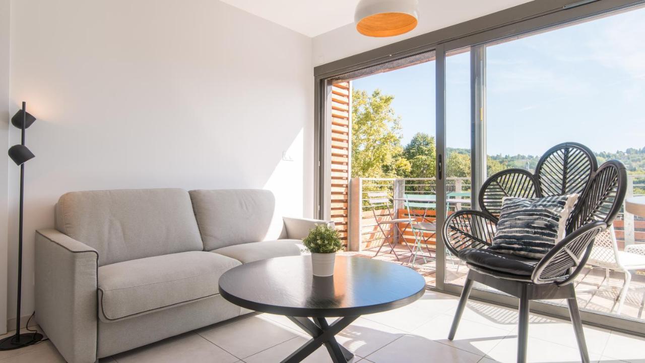 Le Coquet Avec Balcon Terrasse Et Parking Prive Apartment Sarlat-la-Caneda Exterior photo